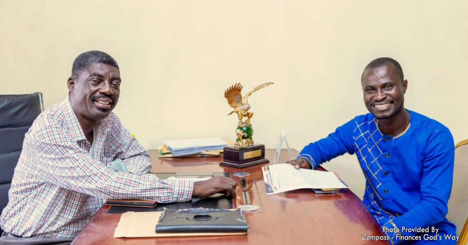 Apostle Dr.Nyarko is in a meeting with Bishop Dr. Charles Abban. Dr. Charles Abban is the Chairman of National Clergy Association of Ghana.